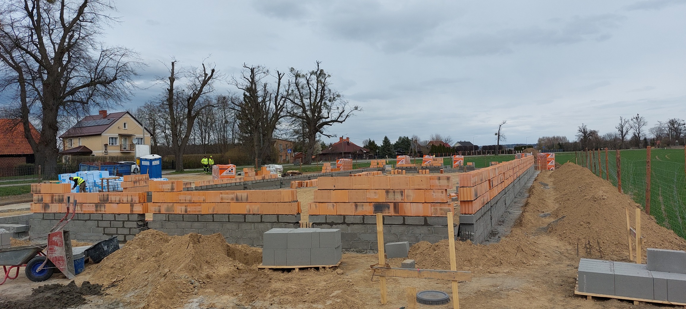 Murowanie Ścian - Cegła